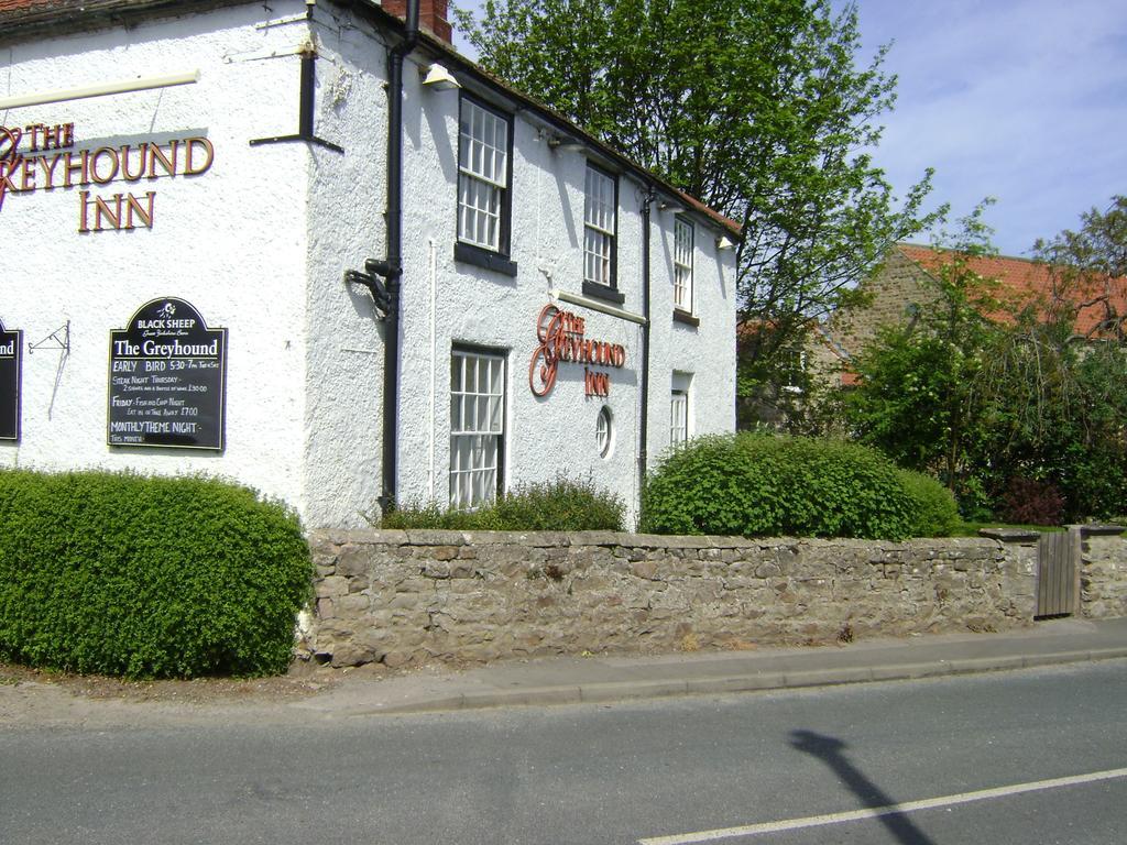 The Greyhound Inn Bedale Exteriér fotografie