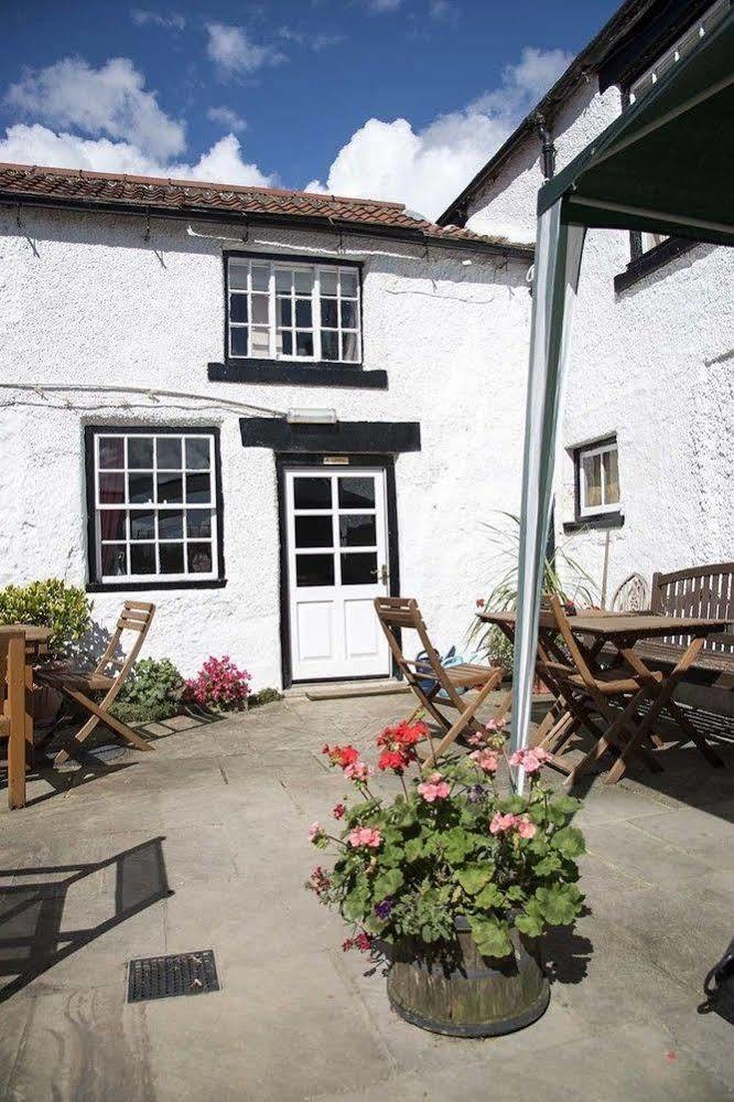 The Greyhound Inn Bedale Exteriér fotografie